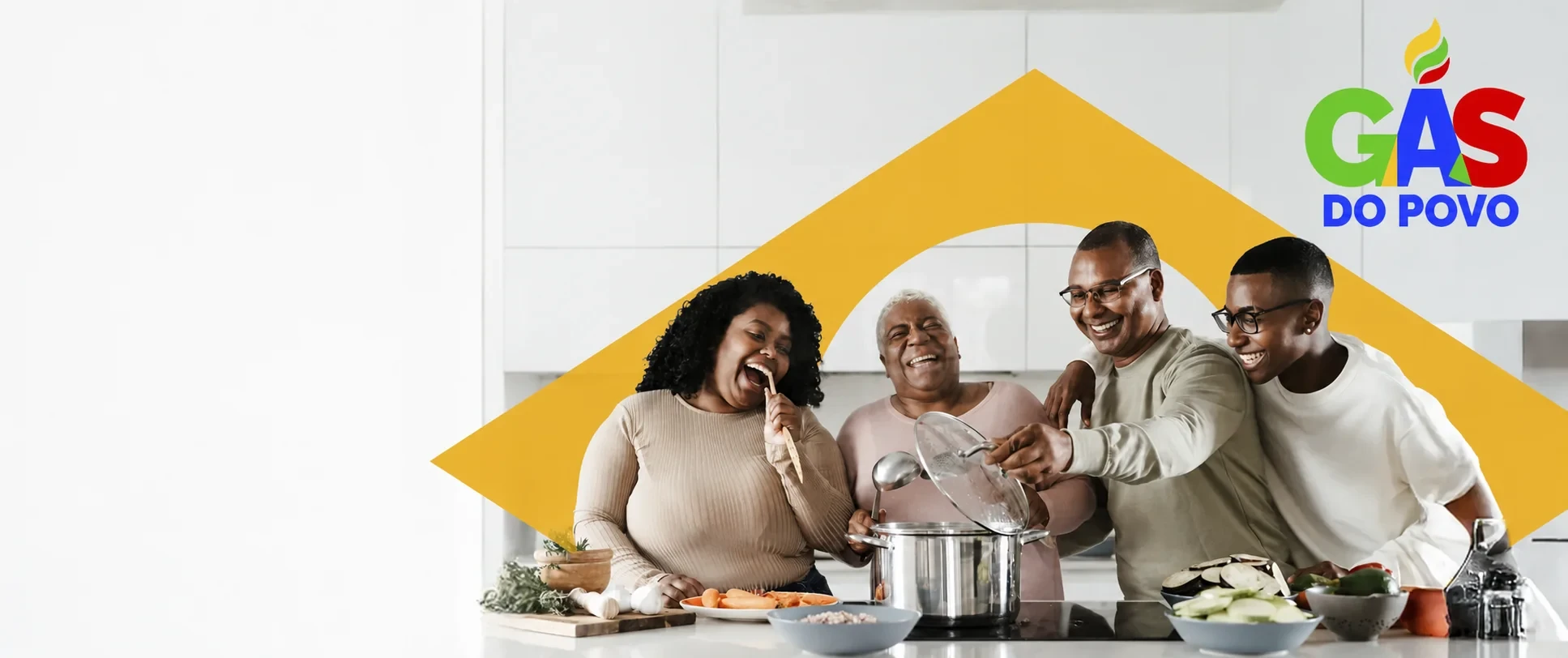 Gás do Povo — família reunida cozinhando com o selo oficial do programa